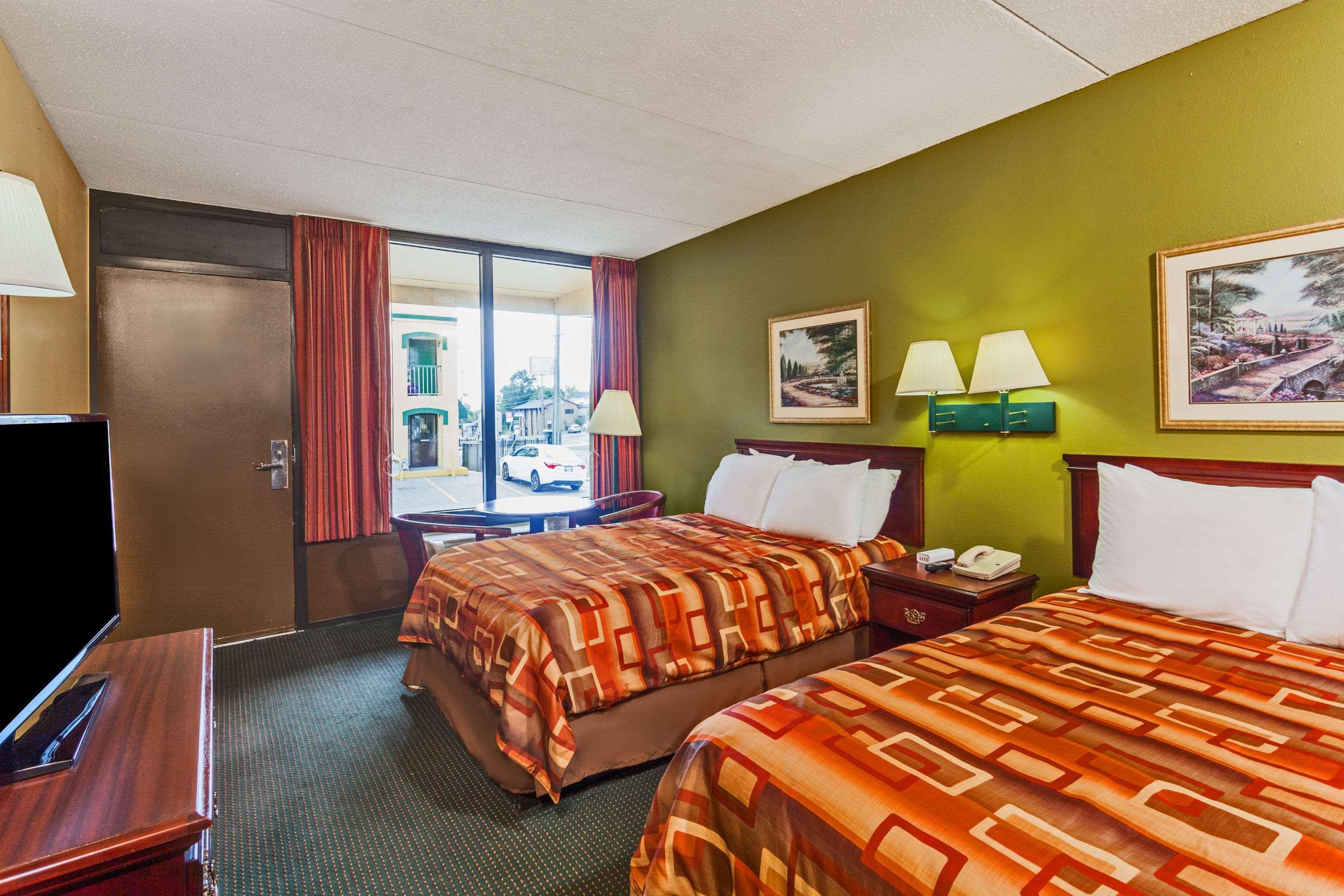 Days Inn By Wyndham Nashville Saint Thomas West Hospital Kültér fotó
