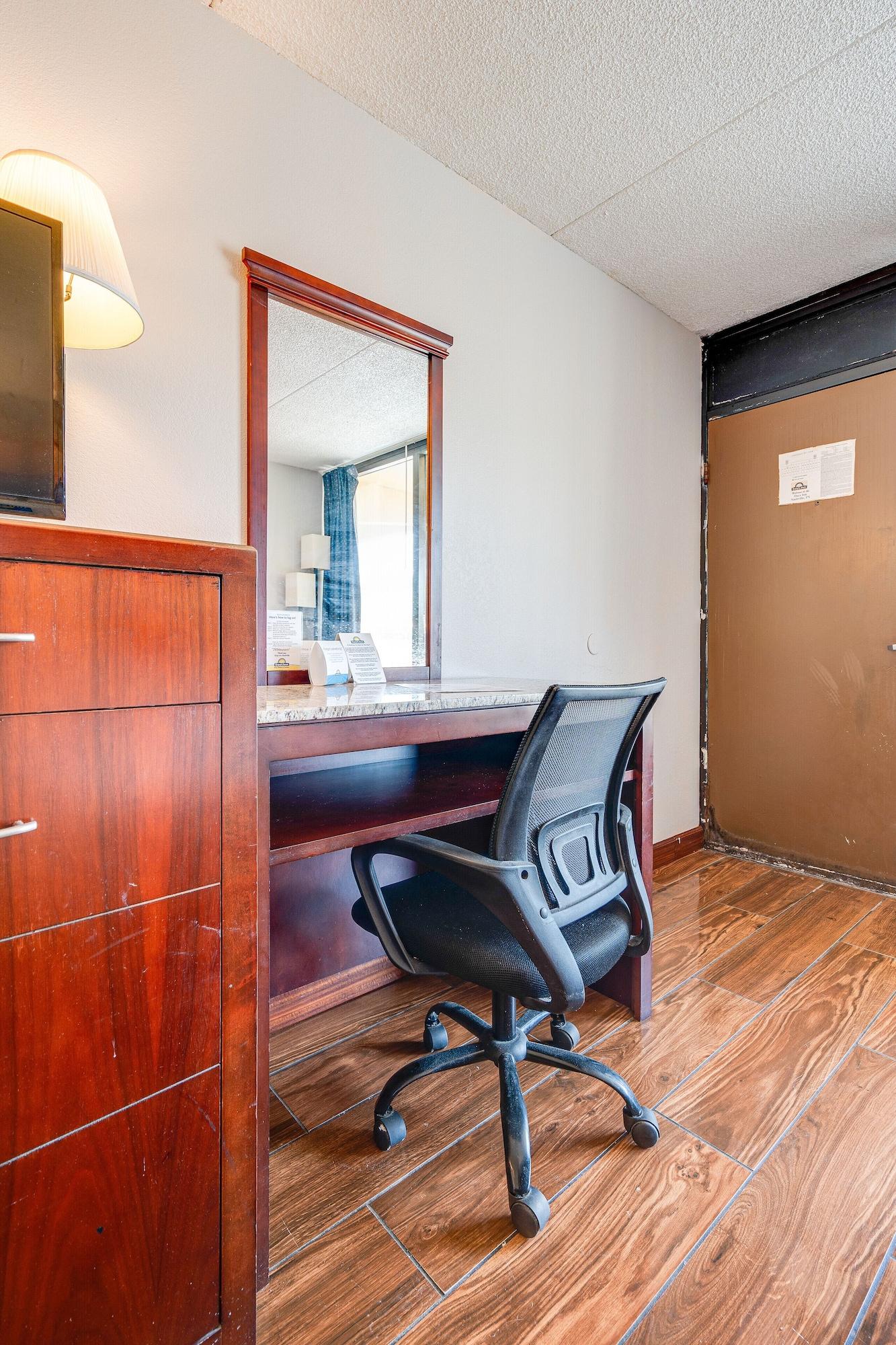 Days Inn By Wyndham Nashville Saint Thomas West Hospital Kültér fotó