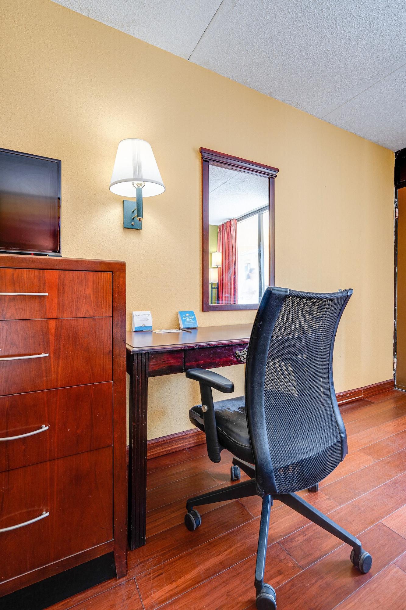 Days Inn By Wyndham Nashville Saint Thomas West Hospital Kültér fotó